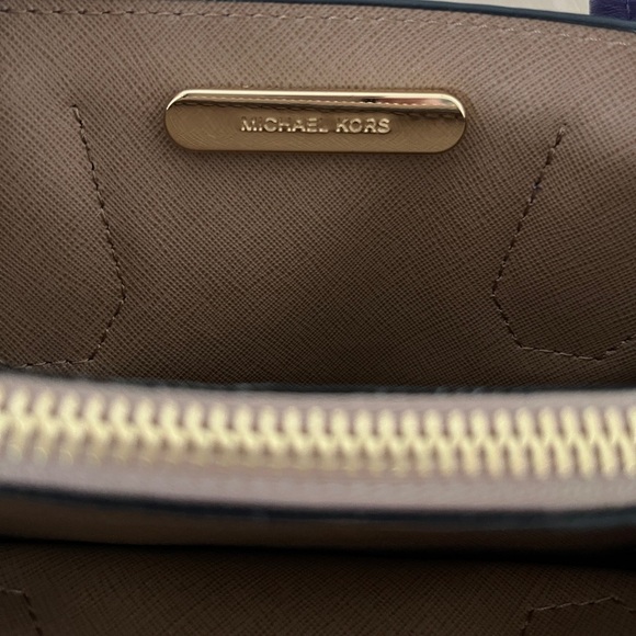 NWOT MICHAEL KORS MERCER Studio colorblock messenger Leather damson iris bagtote - Picture 11 of 11